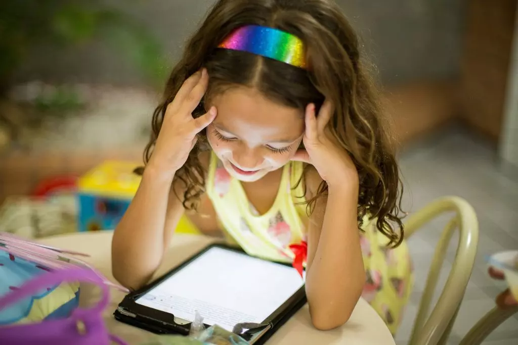 Girl on Smartphone Youtube Watch